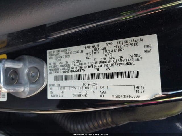 2021 FORD ESCAPE SE 9