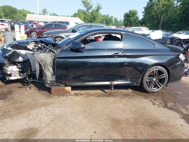 2017 BMW M4 14