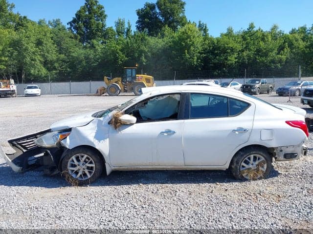 2018 NISSAN VERSA 1.6 SV 15