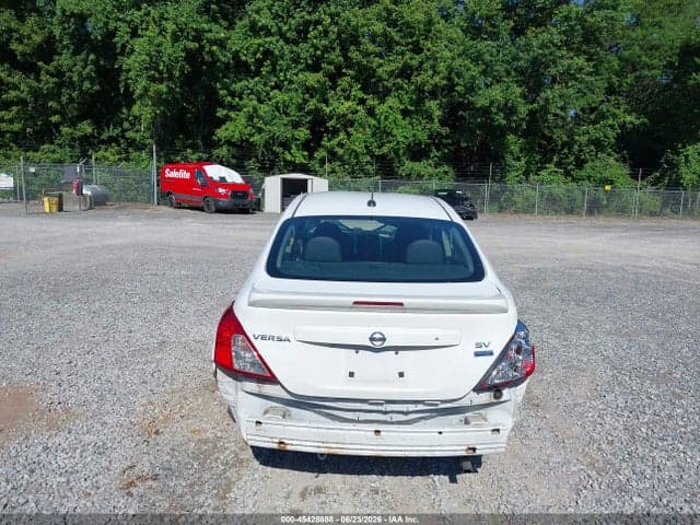 2018 NISSAN VERSA 1.6 SV 17