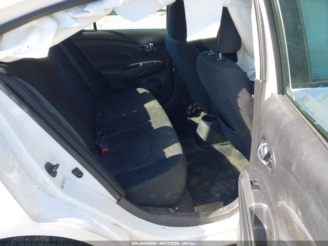 2018 NISSAN VERSA 1.6 SV 8