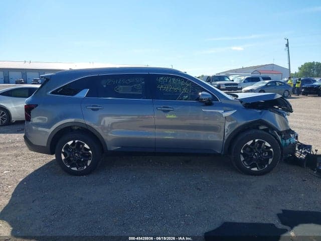 2024 KIA SORENTO S 13
