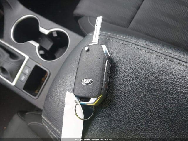 2022 KIA SPORTAGE LX 11