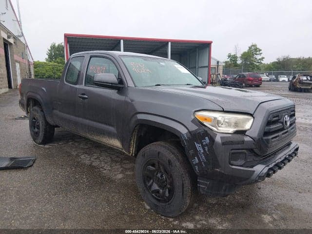 2017 TOYOTA TACOMA SR 1