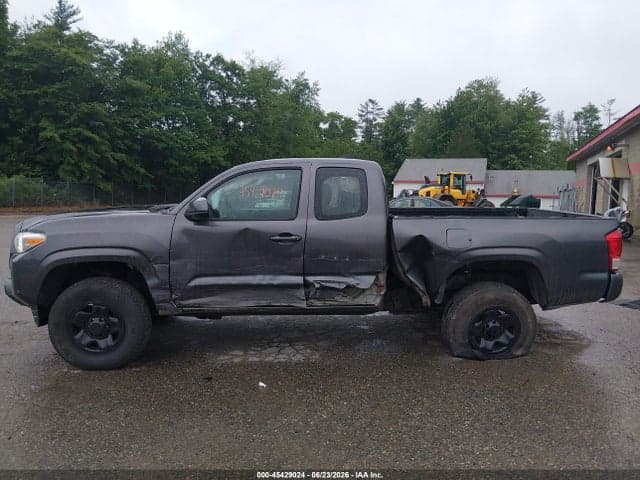 2017 TOYOTA TACOMA SR 14