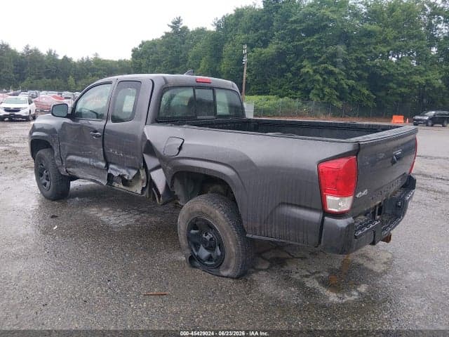2017 TOYOTA TACOMA SR 3