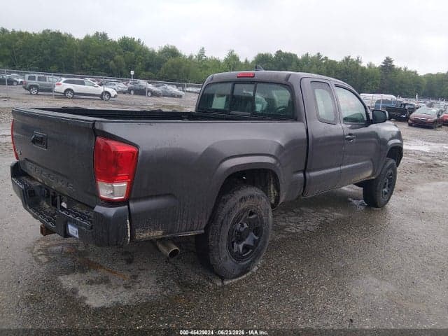2017 TOYOTA TACOMA SR 4