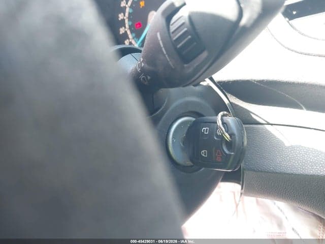2017 FORD FIESTA SE 11