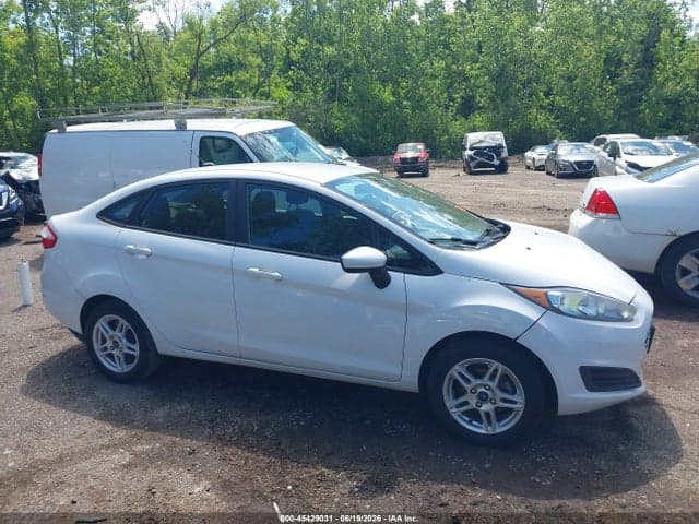 2017 FORD FIESTA SE 13