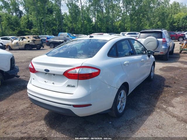 2017 FORD FIESTA SE 4