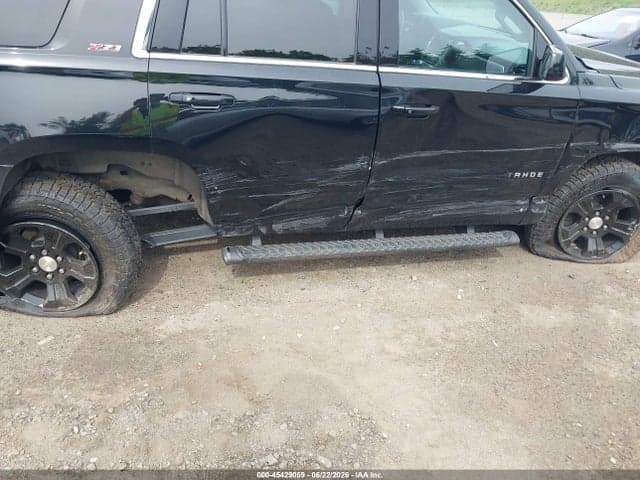 2020 CHEVROLET TAHOE 4WD LT 6