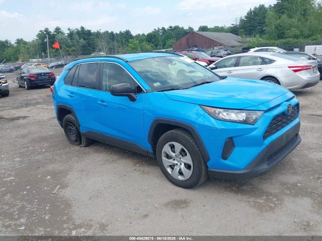 2021 TOYOTA RAV4 LE 1