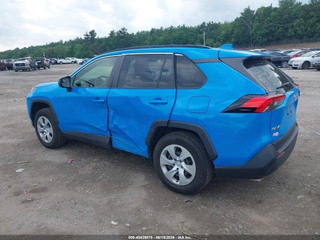 2021 TOYOTA RAV4 LE 3