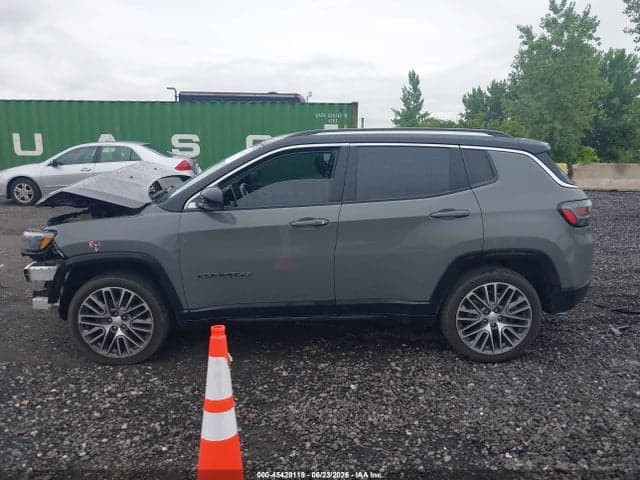 2022 JEEP COMPASS LIMITED 4X4 14