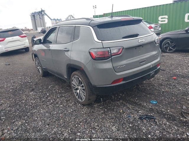 2022 JEEP COMPASS LIMITED 4X4 3