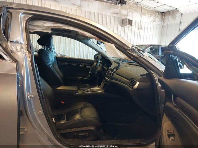 2018 HONDA ACCORD HYBRID EX-L 5