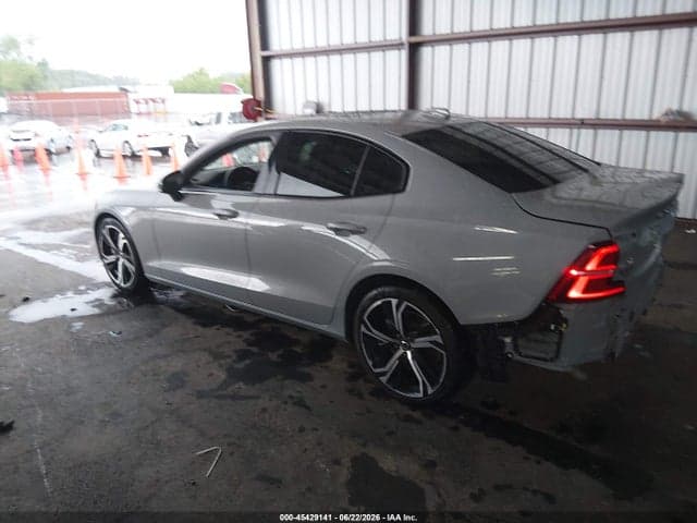 2024 VOLVO S60 B5 3