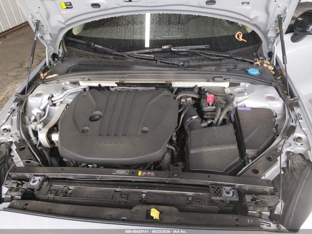 2024 VOLVO S60 B5 10