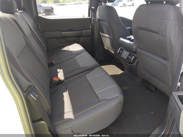2025 FORD F-150 STX 8