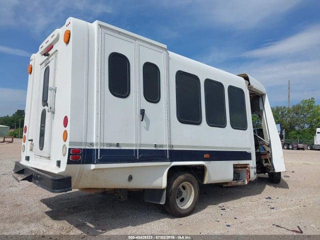 2019 FORD E-450 CUTAWAY 4