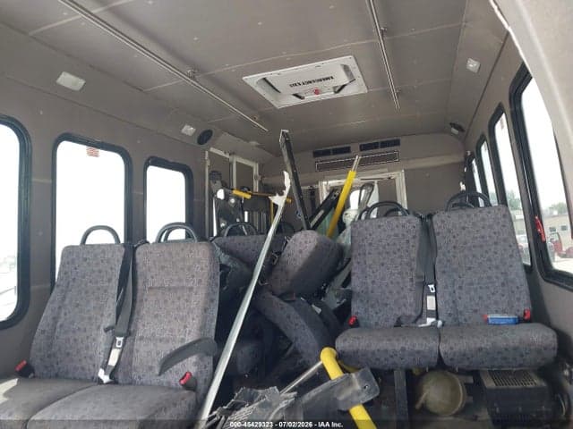 2019 FORD E-450 CUTAWAY 7