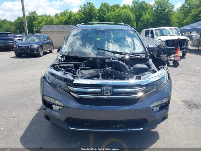 2017 HONDA PILOT TOURING 12