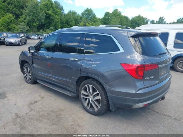2017 HONDA PILOT TOURING 3