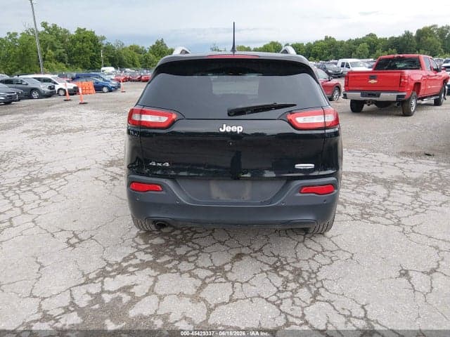 2018 JEEP CHEROKEE LATITUDE 4X4 16