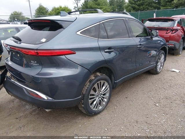 2021 TOYOTA VENZA XLE 4