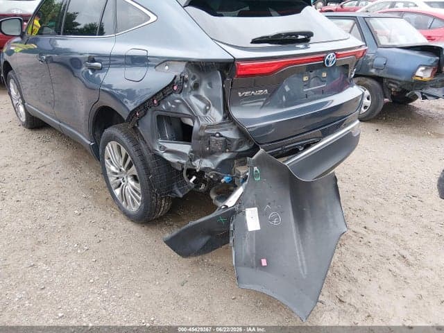 2021 TOYOTA VENZA XLE 6