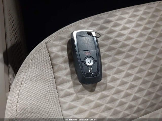 2020 FORD ESCAPE SE 11