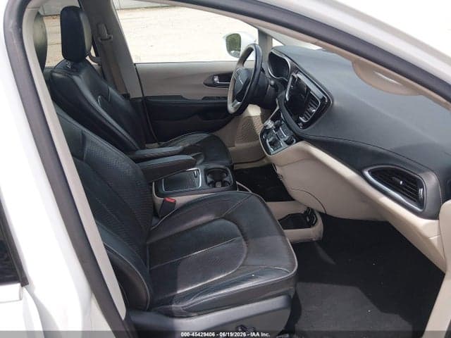 2018 CHRYSLER PACIFICA LIMITED 5
