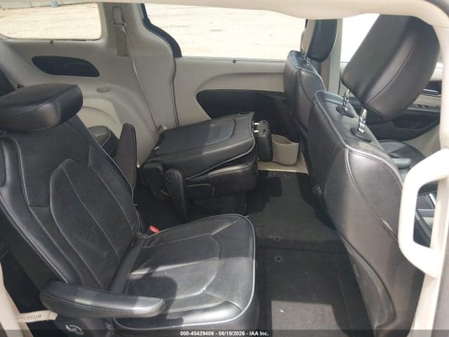 2018 CHRYSLER PACIFICA LIMITED 8