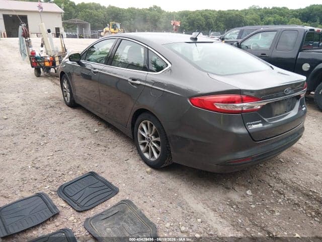 2017 FORD FUSION SE 3