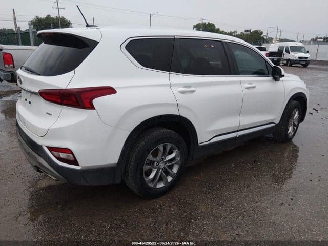 2020 HYUNDAI SANTA FE SE 4