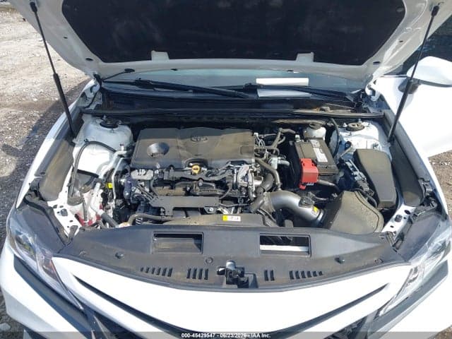 2019 TOYOTA CAMRY SE 10