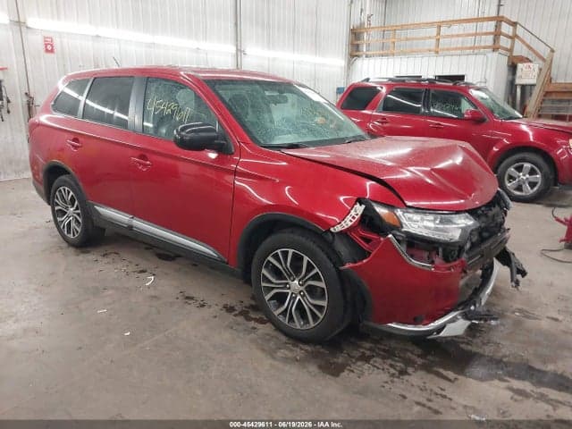 2016 MITSUBISHI OUTLANDER ES 1
