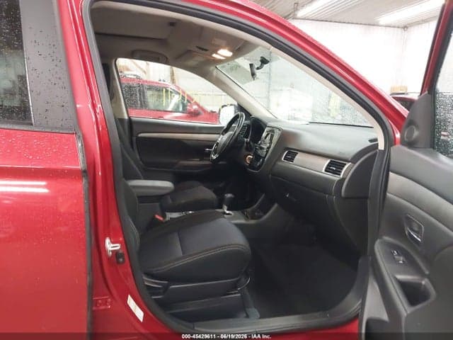 2016 MITSUBISHI OUTLANDER ES 5