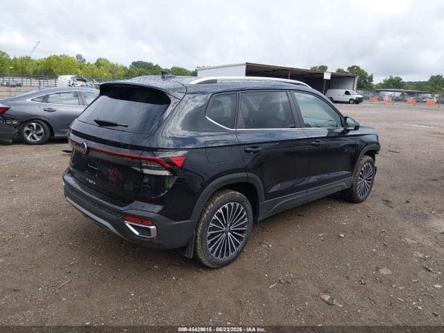 2026 VOLKSWAGEN TAOS SE 4