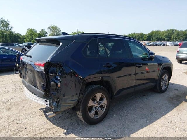 2024 TOYOTA RAV4 XLE 4