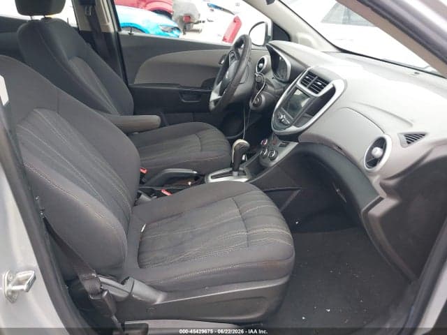 2018 CHEVROLET SONIC LT AUTO 5