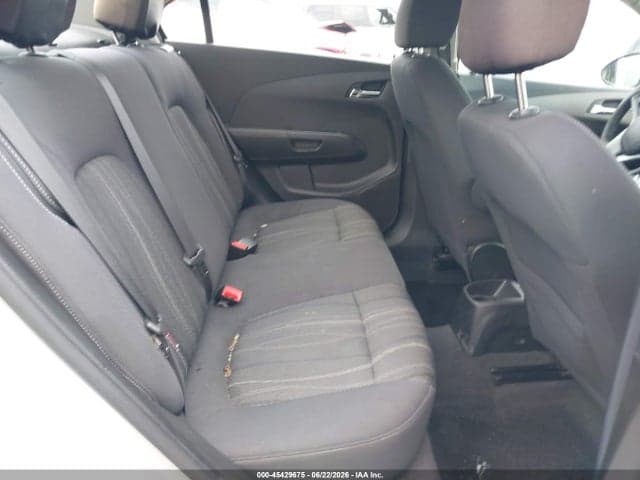 2018 CHEVROLET SONIC LT AUTO 8