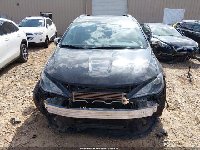 2020 CHRYSLER PACIFICA LIMITED 13