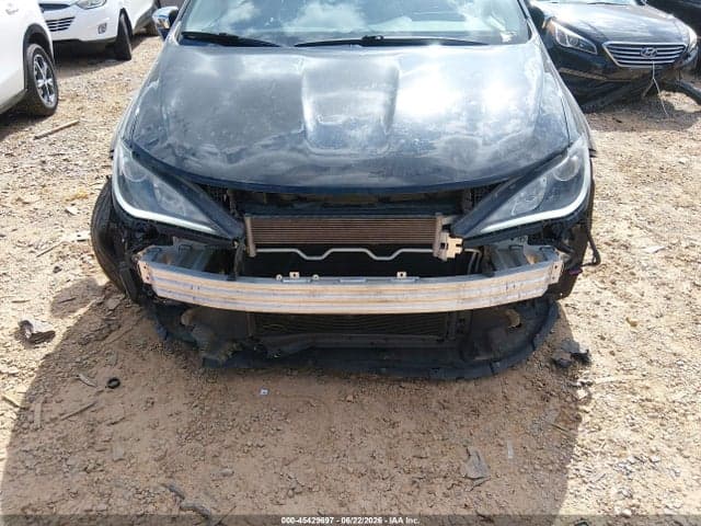 2020 CHRYSLER PACIFICA LIMITED 6