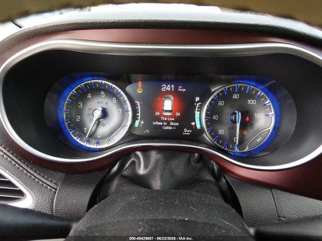2020 CHRYSLER PACIFICA LIMITED 7