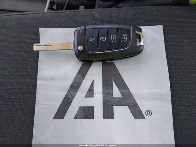2019 HYUNDAI ACCENT SE 11