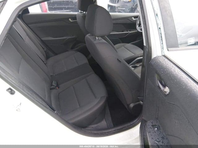 2019 HYUNDAI ACCENT SE 8