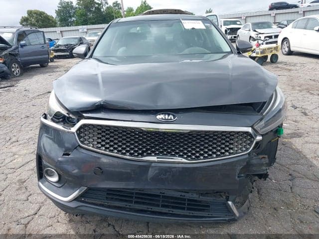 2017 KIA CADENZA PREMIUM 13