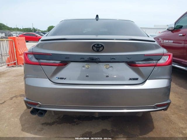 2025 TOYOTA CAMRY XSE 16