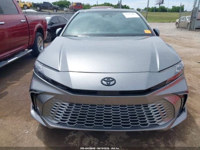 2025 TOYOTA CAMRY XSE 6